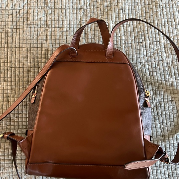 Perfect condition! Michael Kors book bag- mid size. - Picture 9 of 9